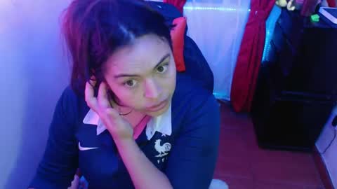 Hello friends Im on another account    online show from February 7, 2:08 am