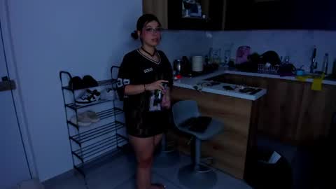 majito online show from June 20, 2:59 am