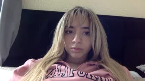 majo_gomezz online show from July 17, 3:22 am