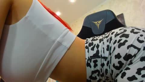 Chloe online show from December 1, 4:16 am