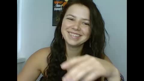 make_mesmile online show from September 13, 6:32 am