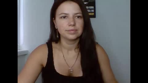 make_mesmile online show from September 25, 7:07 am