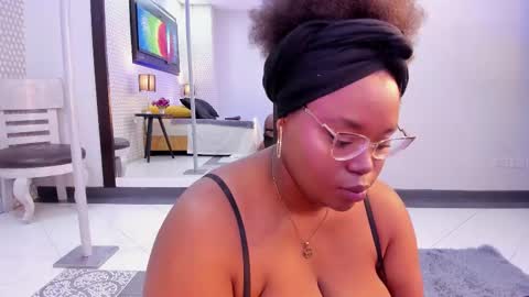 makena online show from March 10, 3:12 am