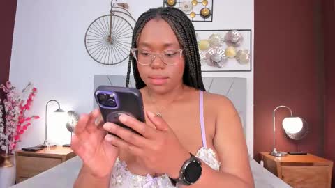 makena online show from November 15, 4:46 am