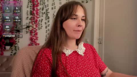 Snapshot of makima_lee chatting on October 5, 1:27 pm Makima online show from October 5, 1:27 pm