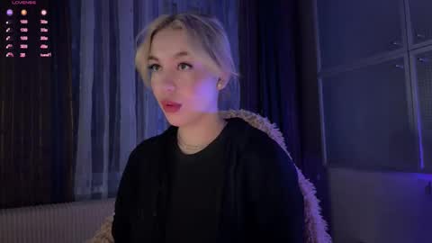 maksisisia online show from January 18, 6:48 pm