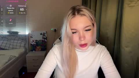 maksisisia online show from November 10, 6:58 pm