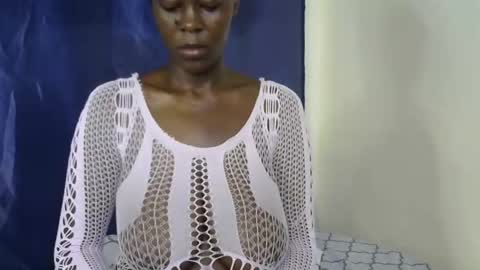 malaika_musa online show from September 26, 4:43 am