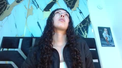 malejacs01 online show from October 7, 11:36 am