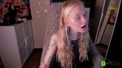 Malena online show from November 7, 10:43 am