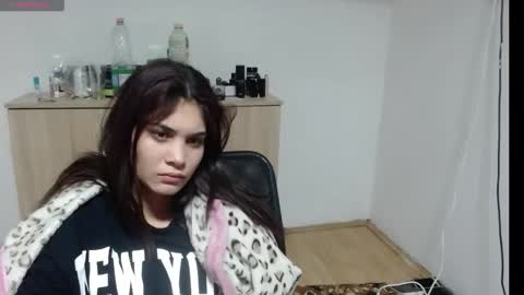 mallorymyers online show from November 5, 8:47 pm