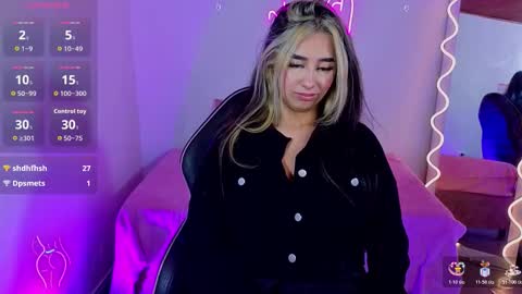 Malory  online show from November 26, 7:26 pm