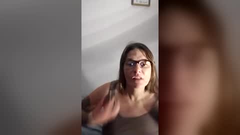 mamabear2727 online show from July 9, 7:33 am
