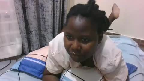 Snapshot of mamasita2023 chatting on January 26, 6:48 pm mamasita2023 online show from January 26, 6:48 pm