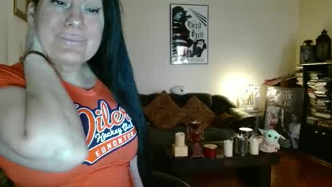 mandaloriangirlsfight online show from April 11, 6:55 pm