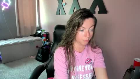 MandyBabyXXX online show from July 10, 7:14 pm