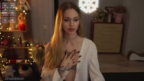 Snapshot of manifreyja chatting on September 26, 1:03 am Amelie online show from September 26, 1:03 am
