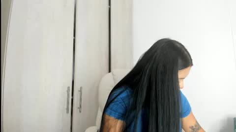 MANUELA online show from December 21, 2:21 pm