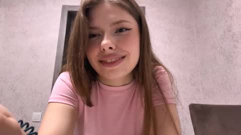 Alice online show from March 27, 4:51 pm