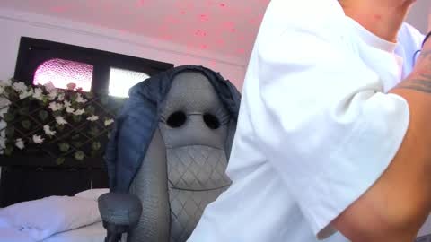 Mara Beltran online show from February 5, 1:54 pm