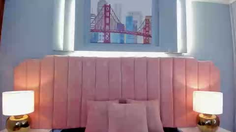 Mara  online show from December 21, 9:25 pm