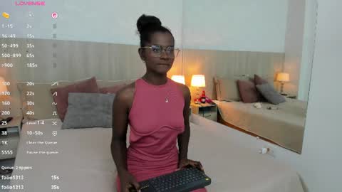 Mara Sinclair online show from July 14, 7:29 pm