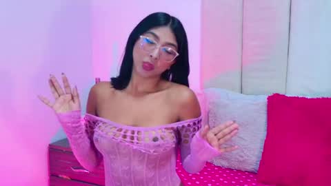 Snapshot of maraa_fox chatting on October 15, 3:47 pm maraa_fox online show from October 15, 3:47 pm