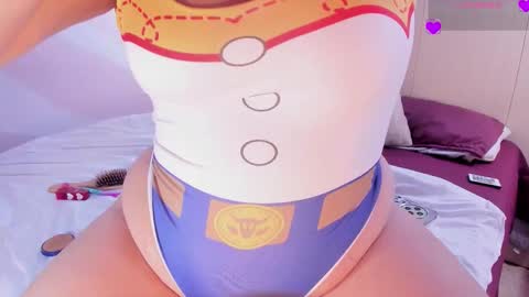 maralinette22 online show from November 12, 10:46 am