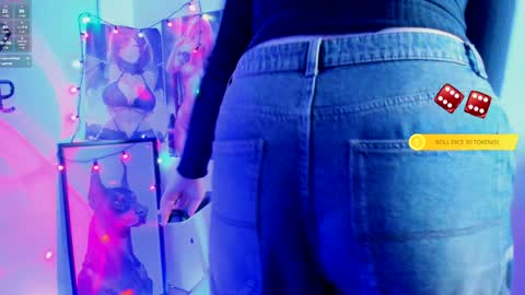 Snapshot of margaret_red chatting on February 6, 10:53 pm Margaret online show from February 6, 10:53 pm