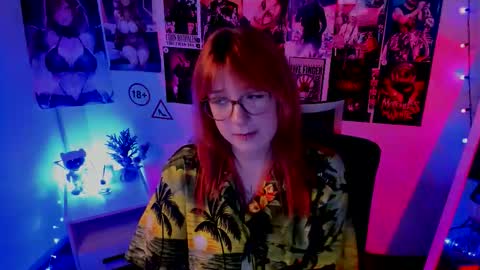 Snapshot of margaret_red chatting on September 25, 8:39 pm Margaret online show from September 25, 8:39 pm