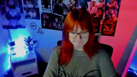 Snapshot of margaret_red chatting on October 14, 6:54 pm Margaret online show from October 14, 6:54 pm