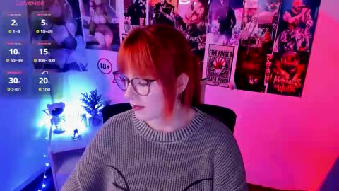 Snapshot of margaret_red chatting on October 5, 7:19 pm Margaret online show from October 5, 7:19 pm