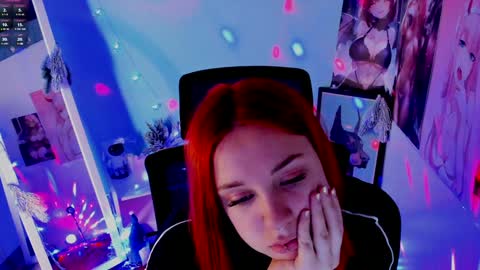 Snapshot of margaret_red chatting on January 4, 2:46 pm Margaret online show from January 4, 2:46 pm