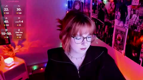 Snapshot of margaret_red chatting on September 12, 9:55 pm Margaret online show from September 12, 9:55 pm
