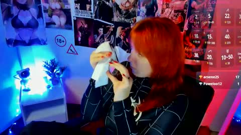 Snapshot of margaret_red chatting on October 10, 8:36 pm Margaret online show from October 10, 8:36 pm