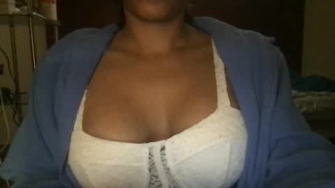 Snapshot of margaux_lumiere chatting on September 12, 10:13 am margaux_lumiere online show from September 12, 10:13 am