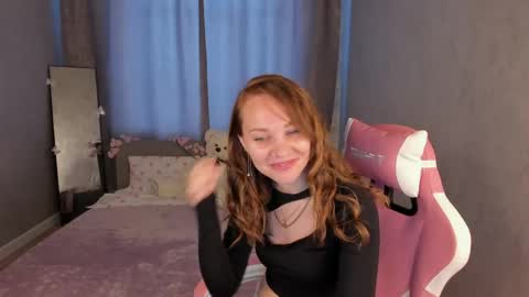 Margo Kellly online show from April 20, 1:19 am