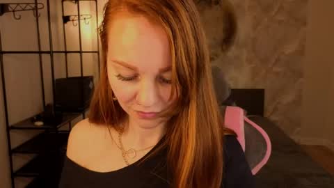 Margo Kellly online show from April 29, 2:48 am