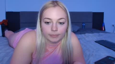 margot_robbie7 online show from September 10, 12:43 am