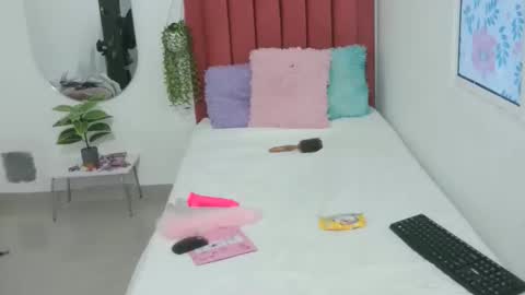 mari_curls online show from October 23, 11:05 am