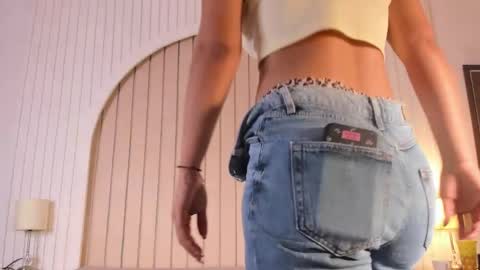 Maria  online show from April 8, 11:56 am