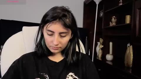 Maria online show from November 15, 7:15 pm