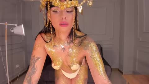 MARIA HERRERA  online show from January 27, 7:46 pm