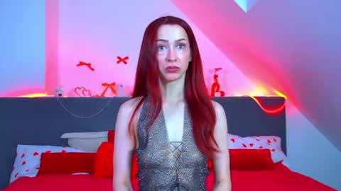 MariaMenson online show from July 12, 6:20 pm