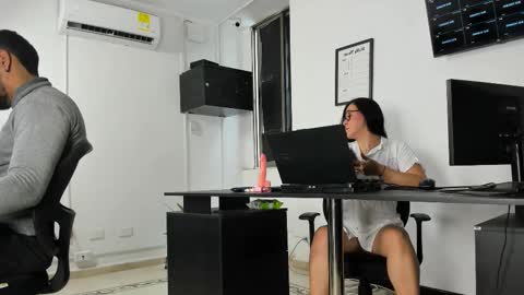 M A R I A M online show from February 27, 7:35 pm