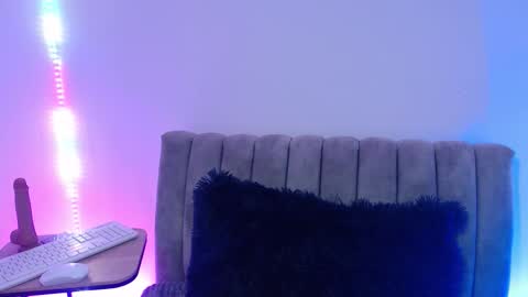 Marian online show from December 5, 3:28 am