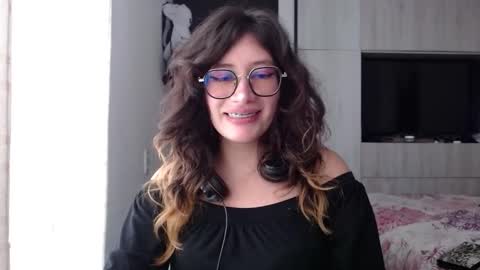 Mariana online show from October 15, 5:48 pm