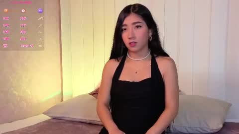 Mariana   online show from June 15, 6:52 pm