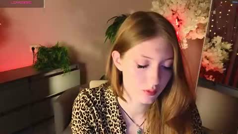 Mary online show from July 16, 4:28 am