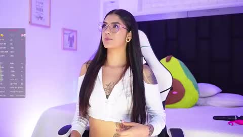 Mariana  online show from November 14, 7:14 pm